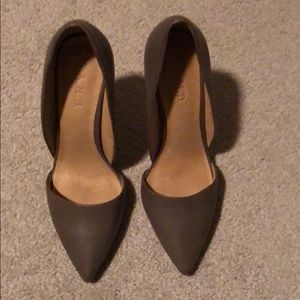 LAMB taupe with silver heel